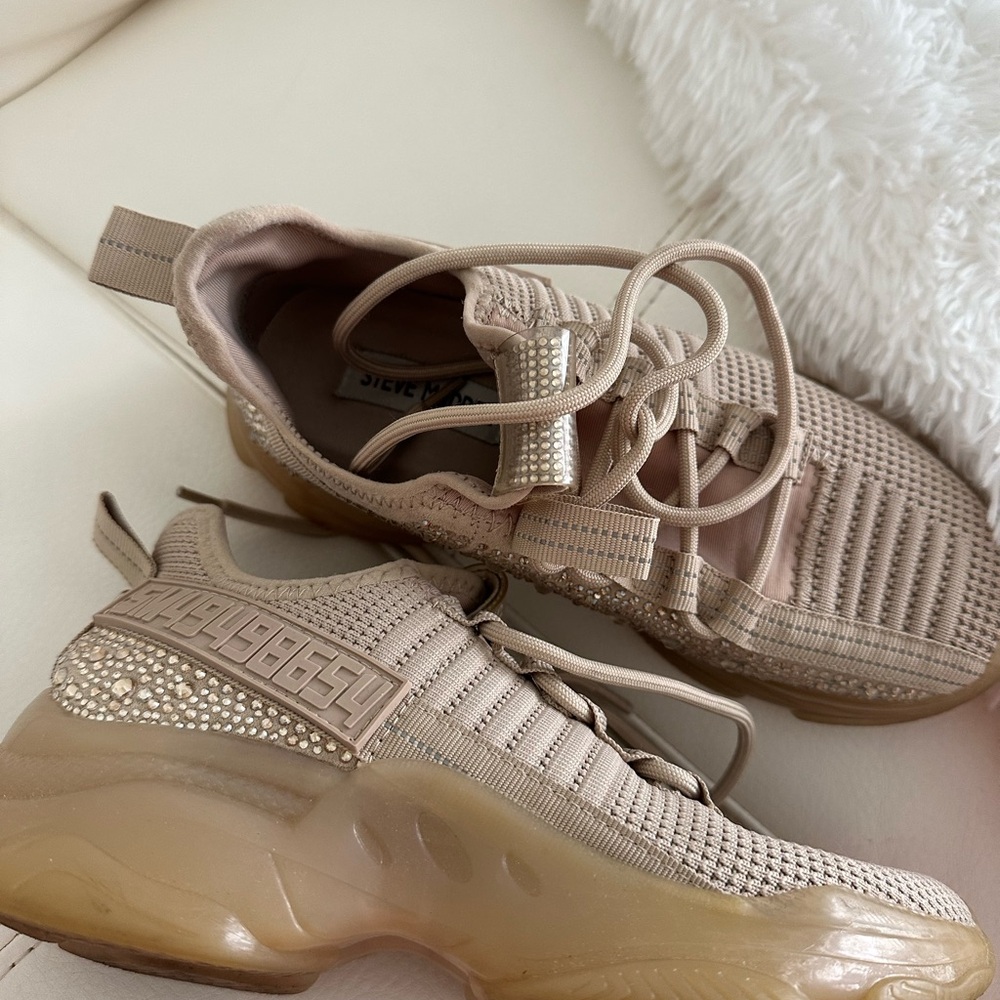 Steve Madden Women's Beige Sneakers